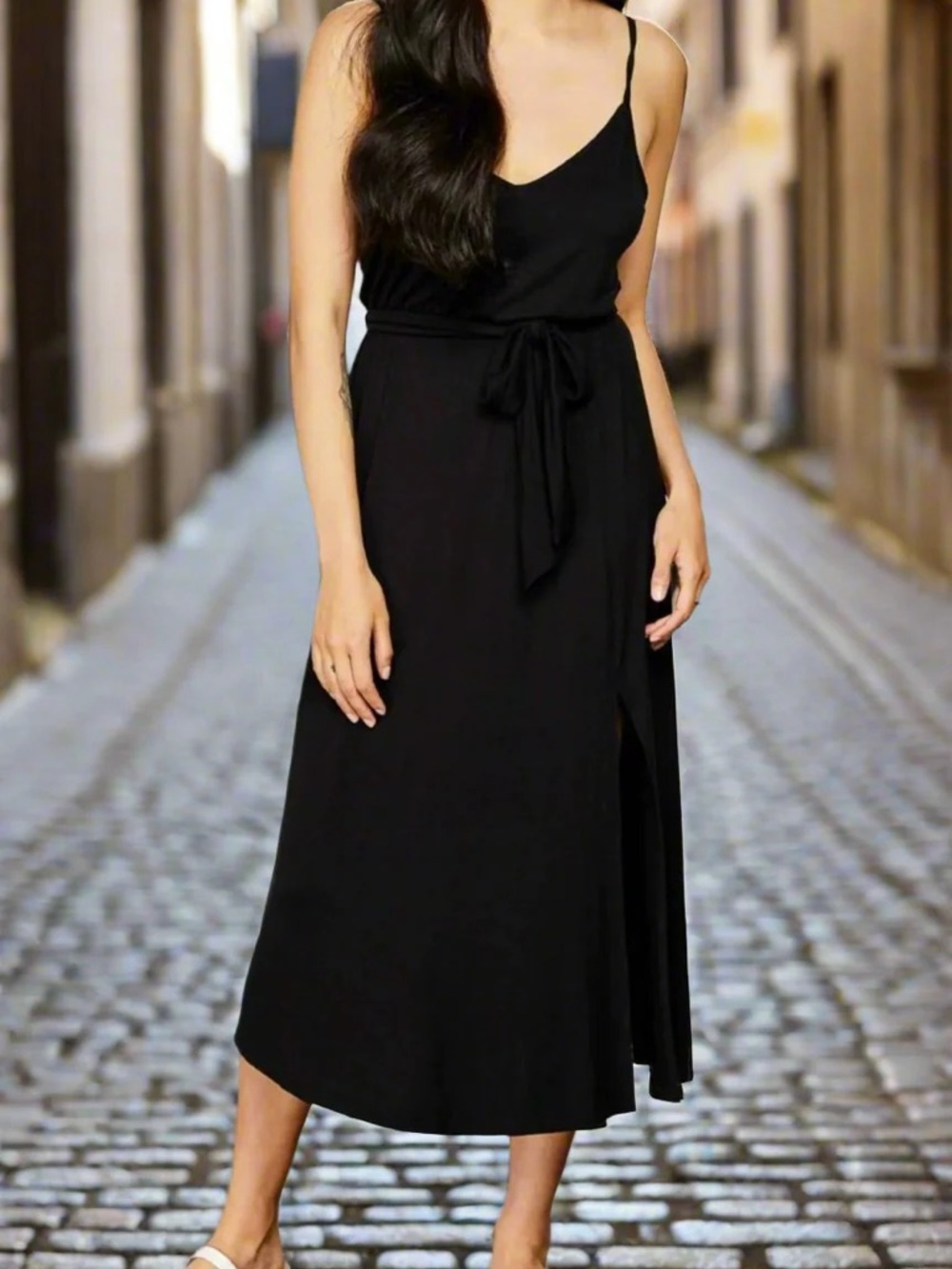 Gentle Fawn Black V-Neck Adjustable Straps Dress